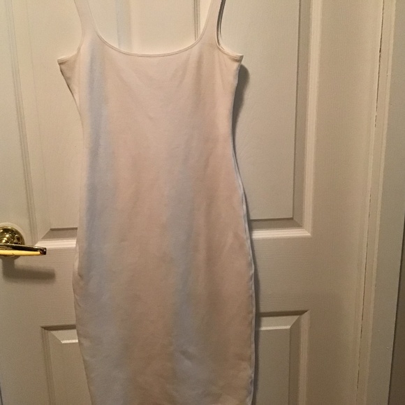 Zara dress - Picture 1 of 3